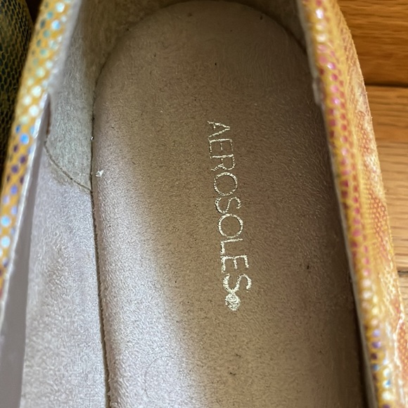 AEROSOLES Floral Leather Slip-Ons Loafers Size 7W - Picture 5 of 9